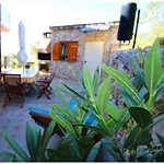 شقة Primosten Apartments