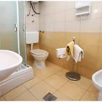 Primosten Apartments *