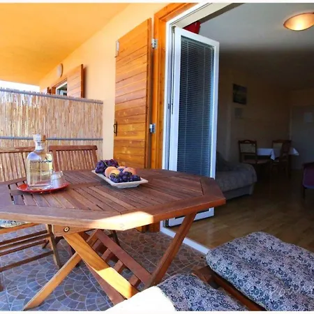 Primosten Apartments Apartament