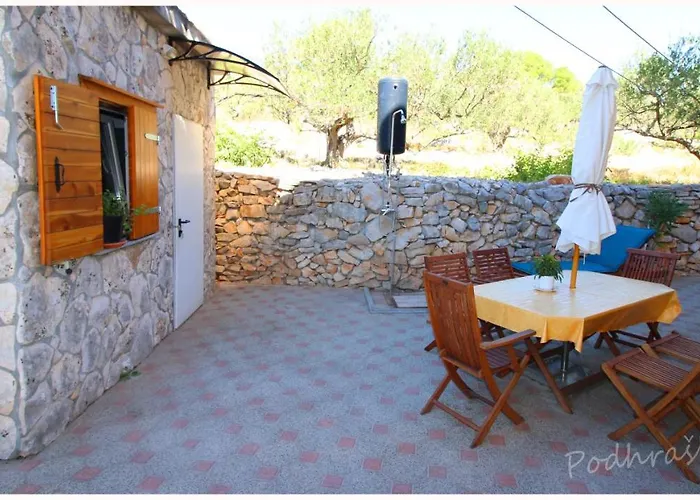 Primosten Apartments *