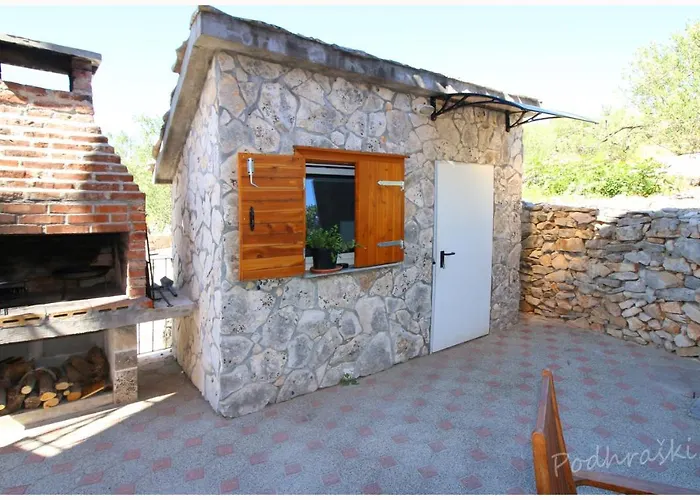 Primosten Apartments *