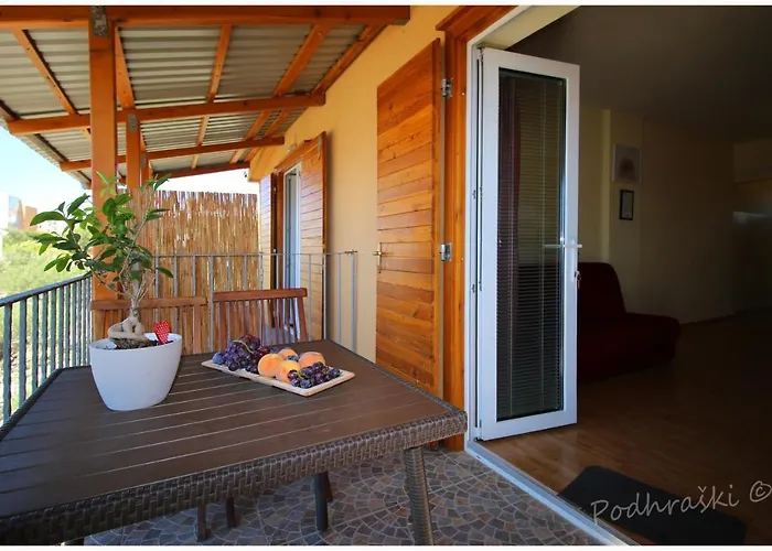 Primosten Apartments