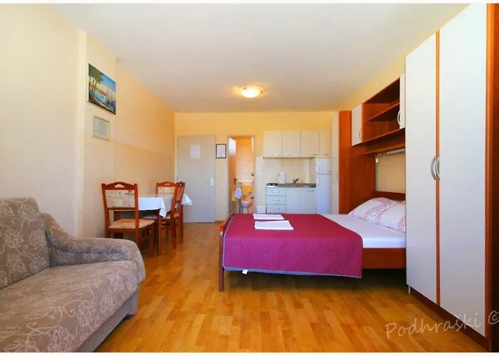 Primosten Apartments