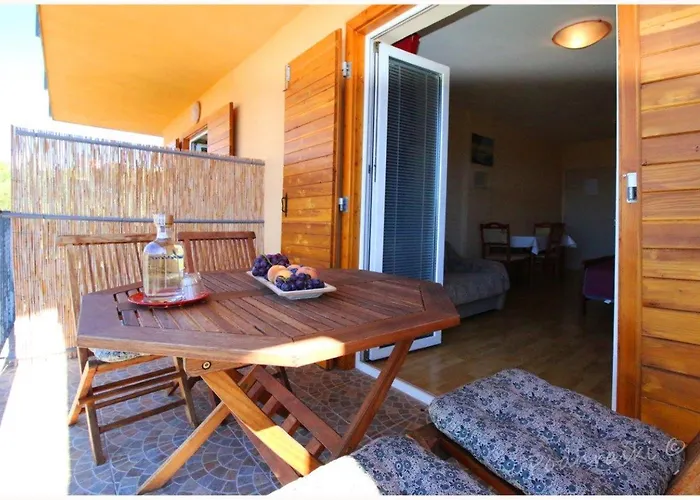 Primosten Apartments Apartman