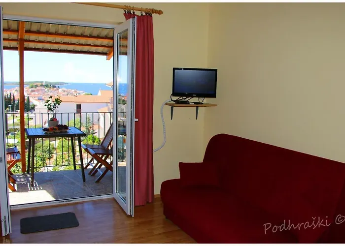 Primosten Apartments *