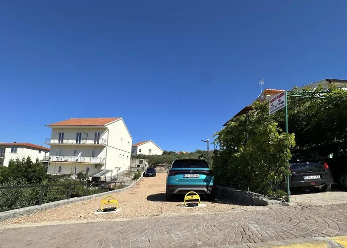 Primosten Apartments * Primošten